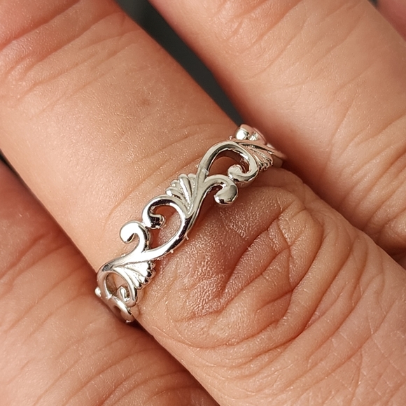 White Gold Filled Scroll Vine Ring New - Picture 5 of 8